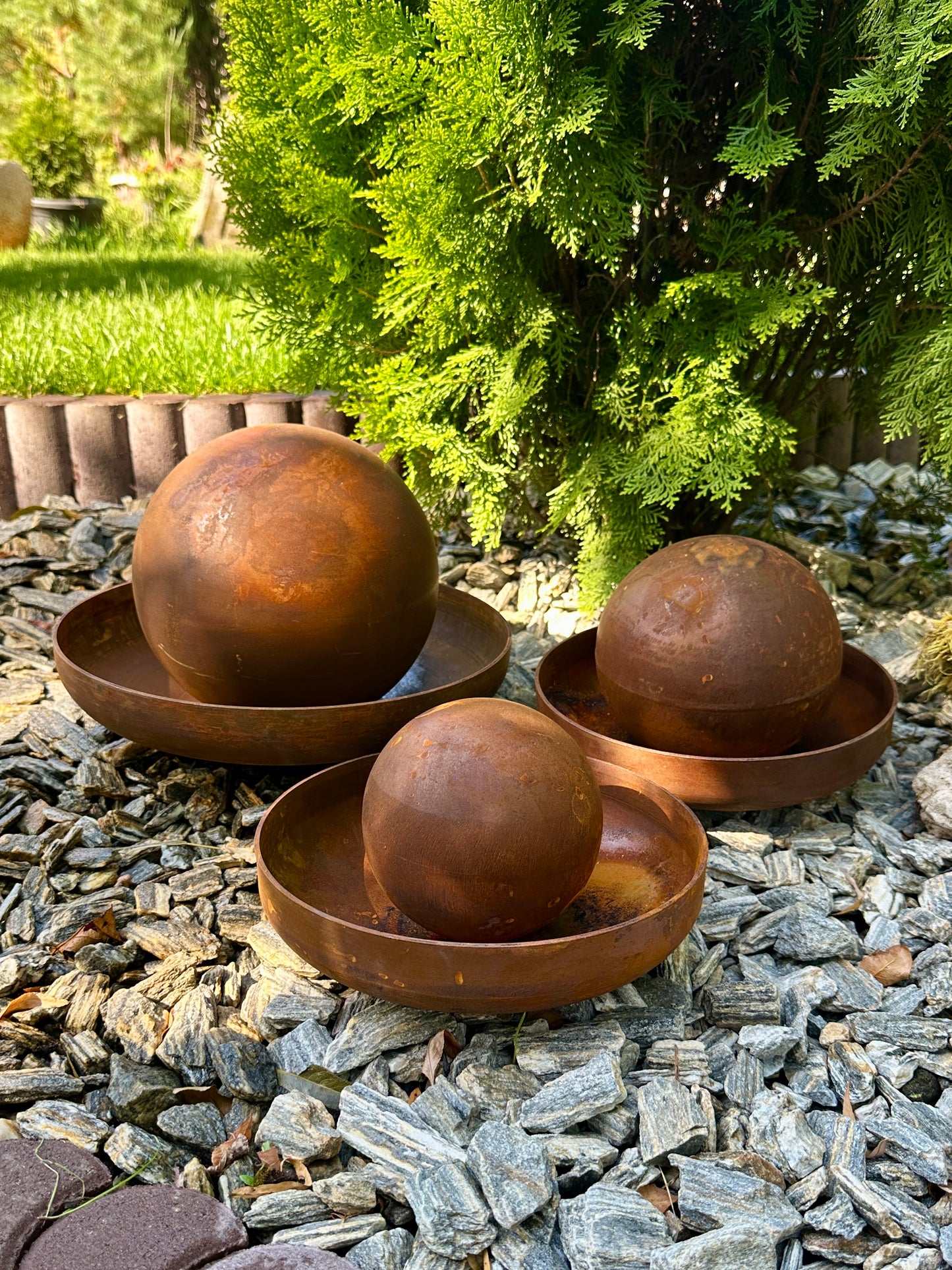 Minimalistic Lotus Flowers Set of 3 - Rusty Metal Garden Sculpture - Add Zen to Your Home or Outdoor Garden Decor