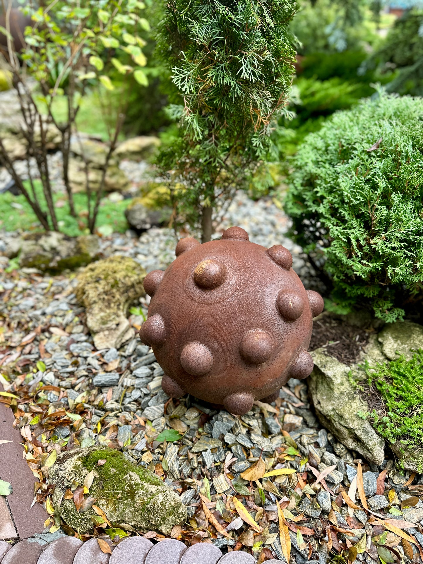 16” Rusty Metal Sphere Sculpture for Garden Decor Modern Weathered Steel Ball for Patio Lawn and Outdoor Art Display