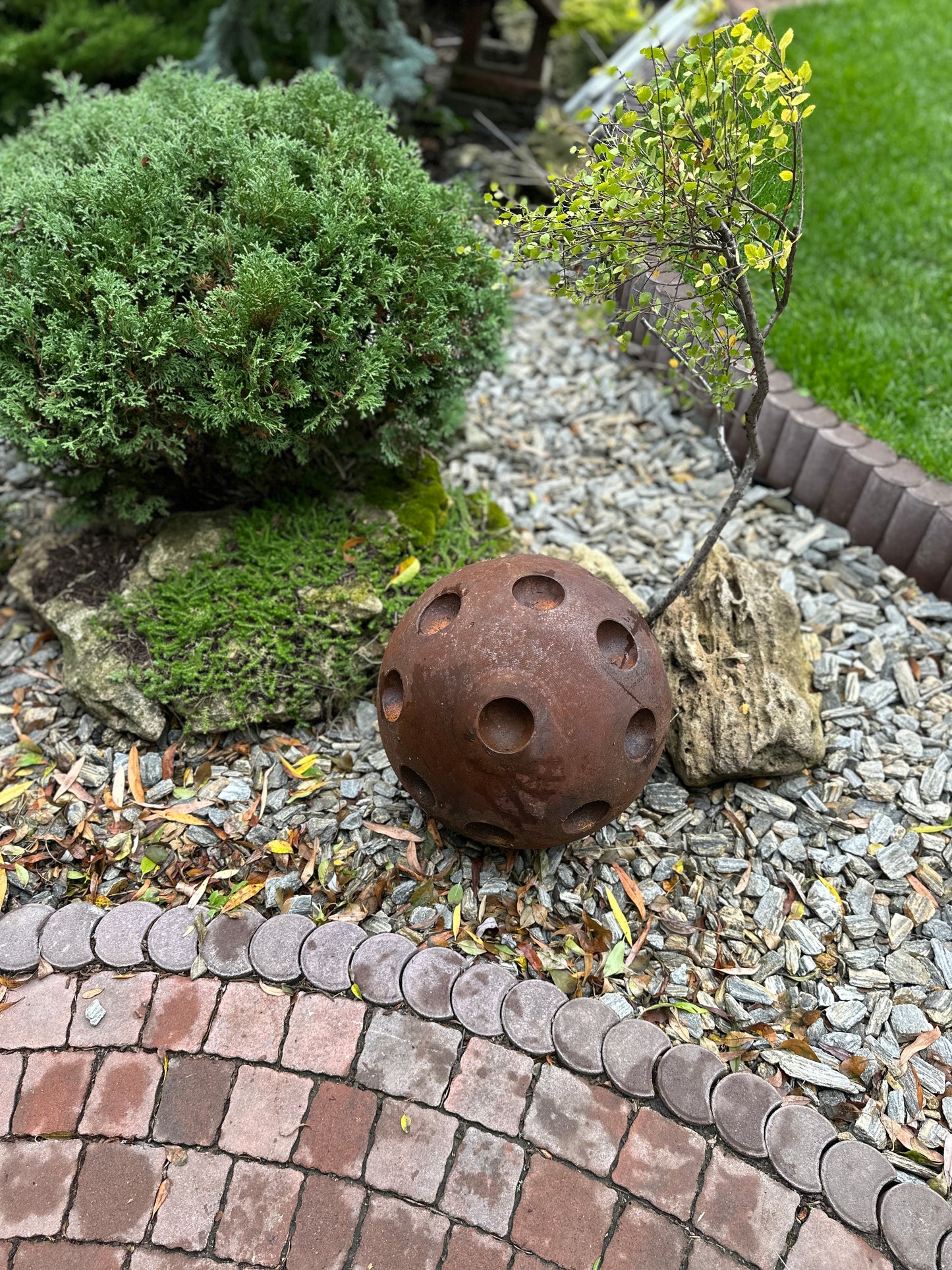 14” Rusty Metal Sphere Sculpture Modern Garden Decor Weathered Steel Ball Artistic Outdoor Ornament for Lawn Patio or Landscape Accent