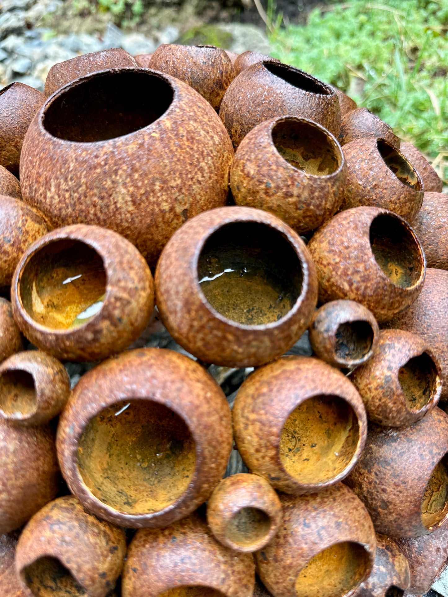 Rusty Metal Anthill Sculpture β Rain Catcher Garden Decor | Bee & Butterfly Water Station | Rustic Outdoor Yard Art