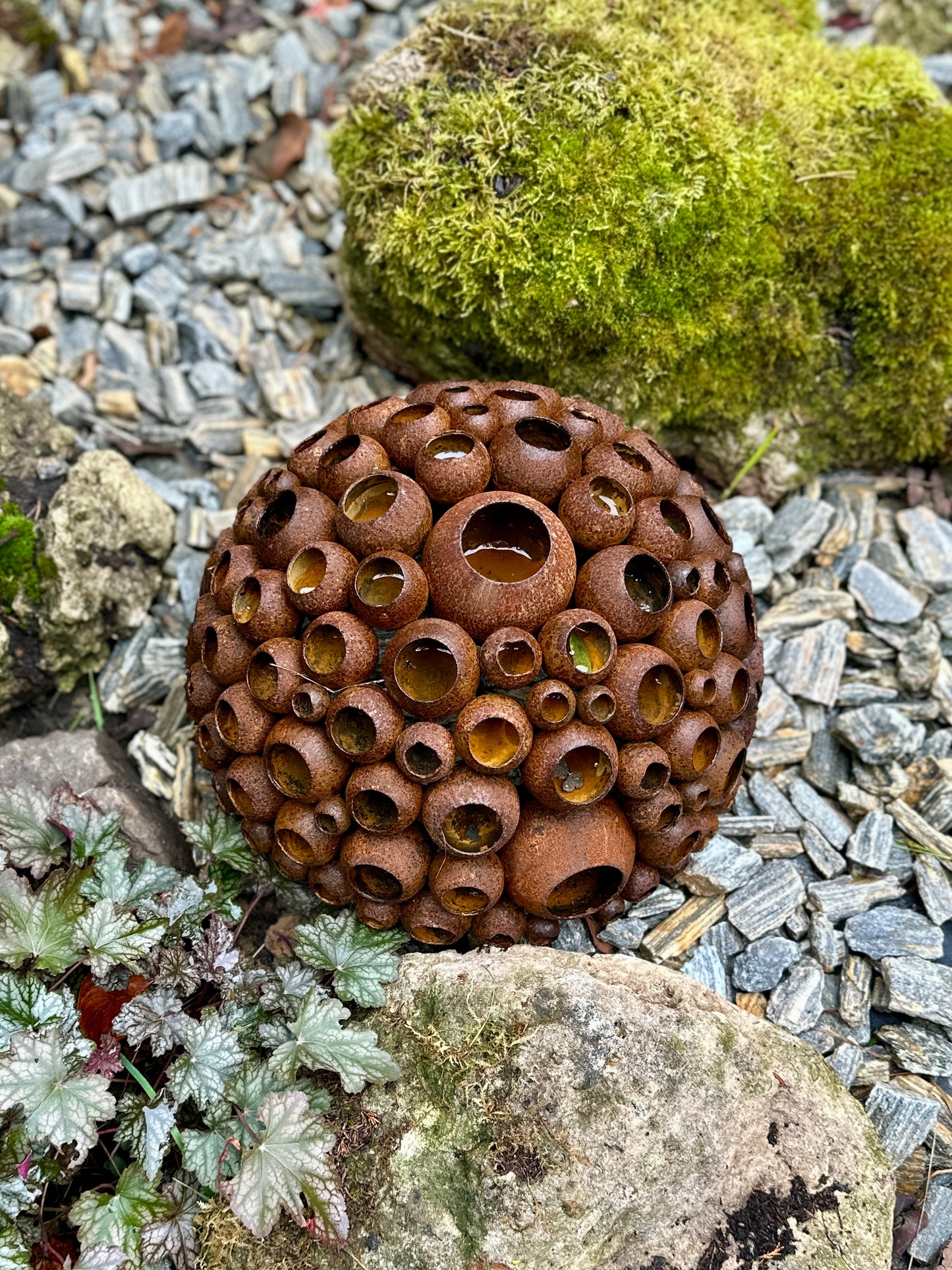 Rusty Metal Anthill Sculpture – Rain Catcher Garden Decor | Bee & Butterfly Water Station | Rustic Outdoor Yard Art