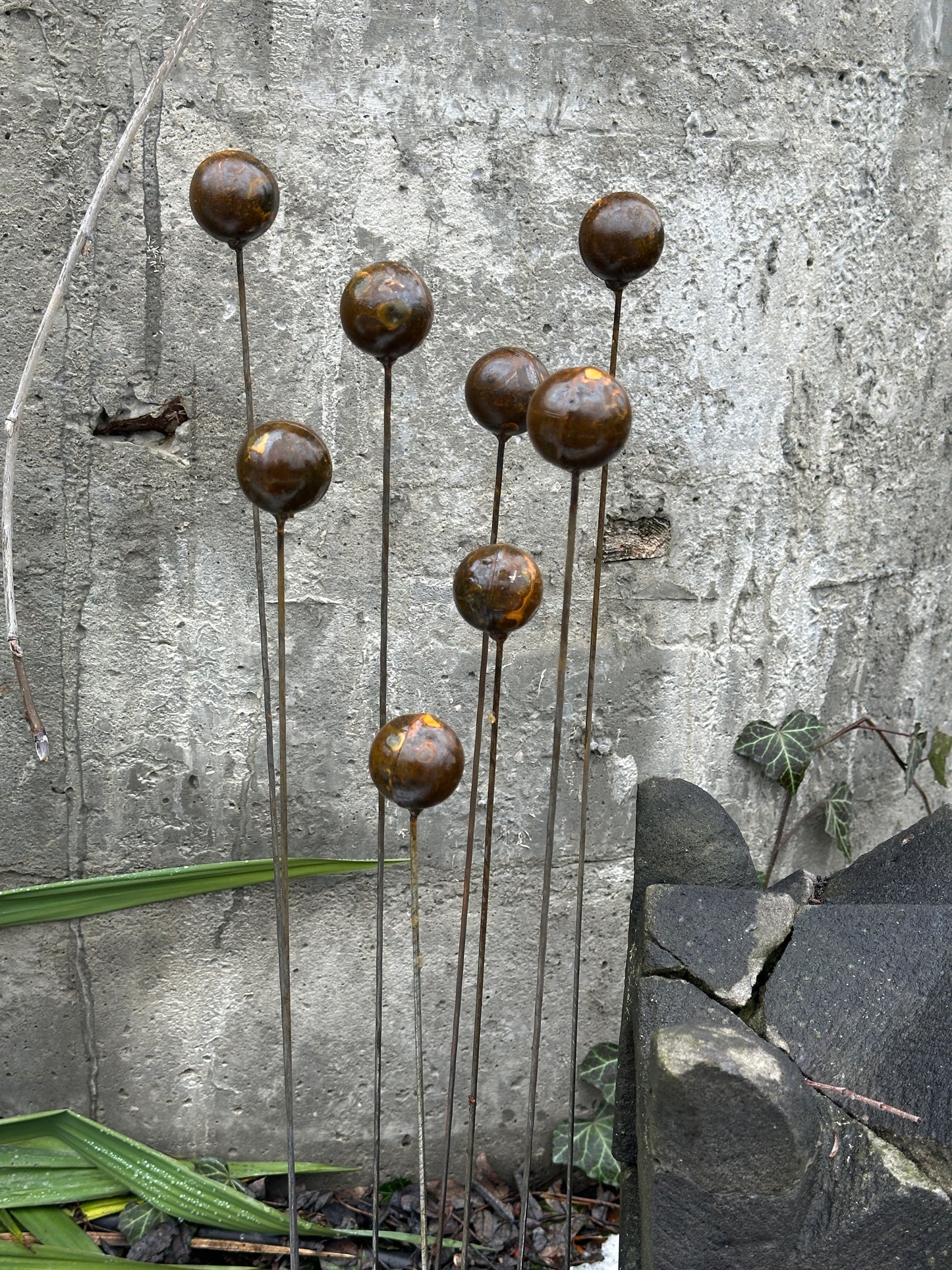 Rusty flowers set of 8, Flowers garden decor, Metal garden decor, metal yard art, outdoor metal decor, Rusty metal garden decor