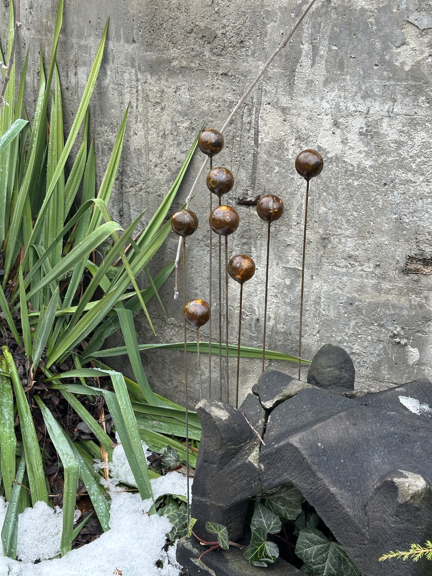 Rusty flowers set of 8, Flowers garden decor, Metal garden decor, metal yard art, outdoor metal decor, Rusty metal garden decor