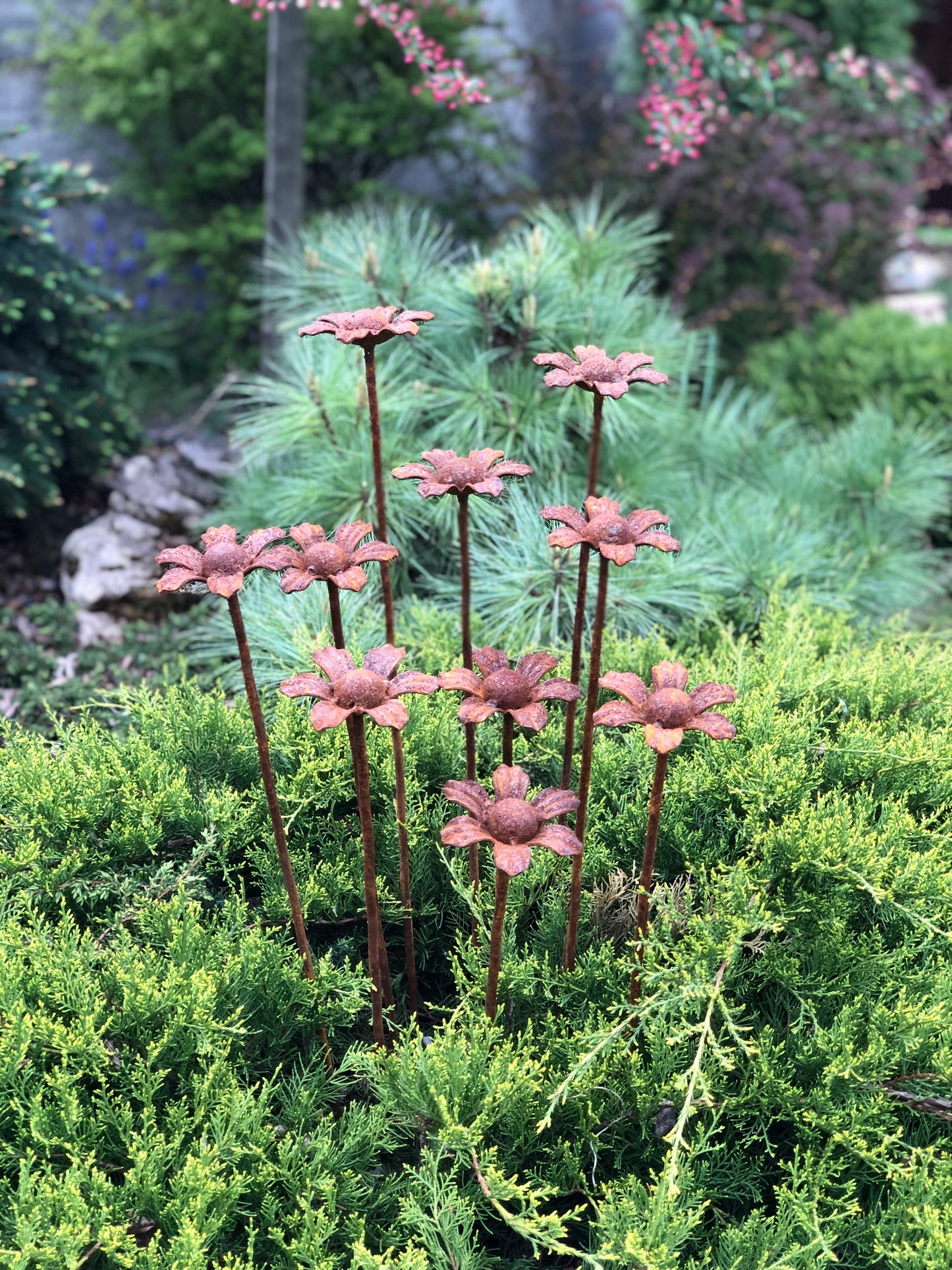Rusty Flowers Set of 10, Garden Stakes, Metal Garden Decor, metal garden art, outdoor metal decor, rusty metal garden deco