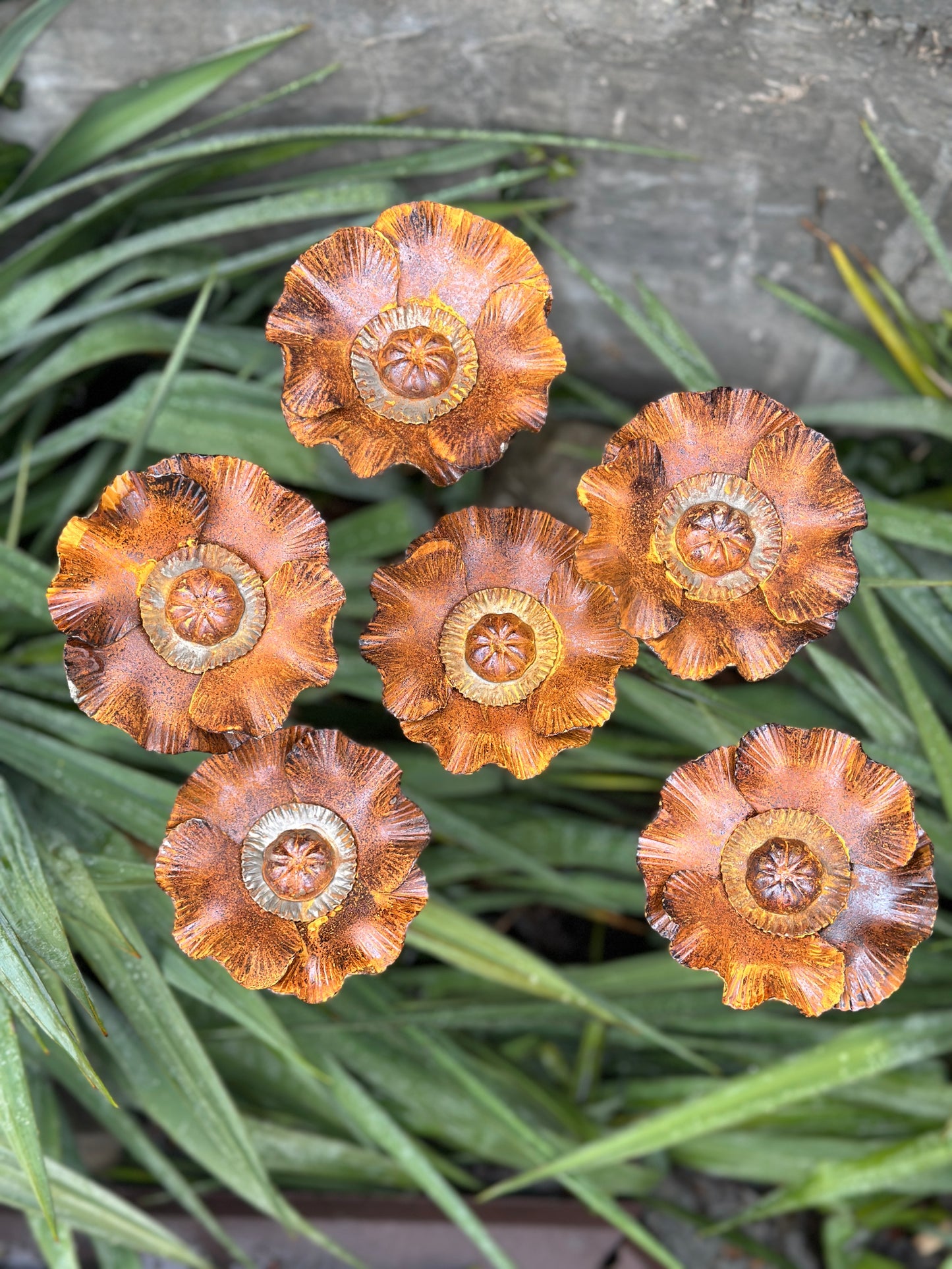 Rusty flowers set of 6, Poppy flowers garden stakes, Metal garden decor, metal yard art, outdoor metal decor, Rusty metal garden decor