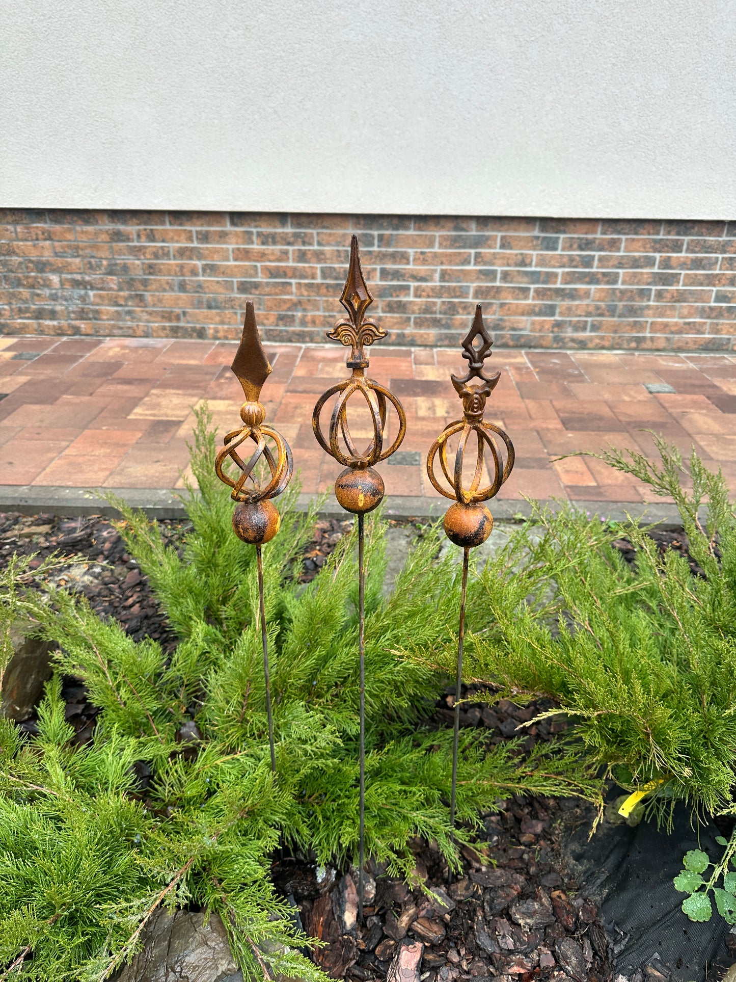 Rusty Metal garden stakes, Rusty garden finial, Metal garden decor, outdoor garden metal decor, Rusty metal garden decor