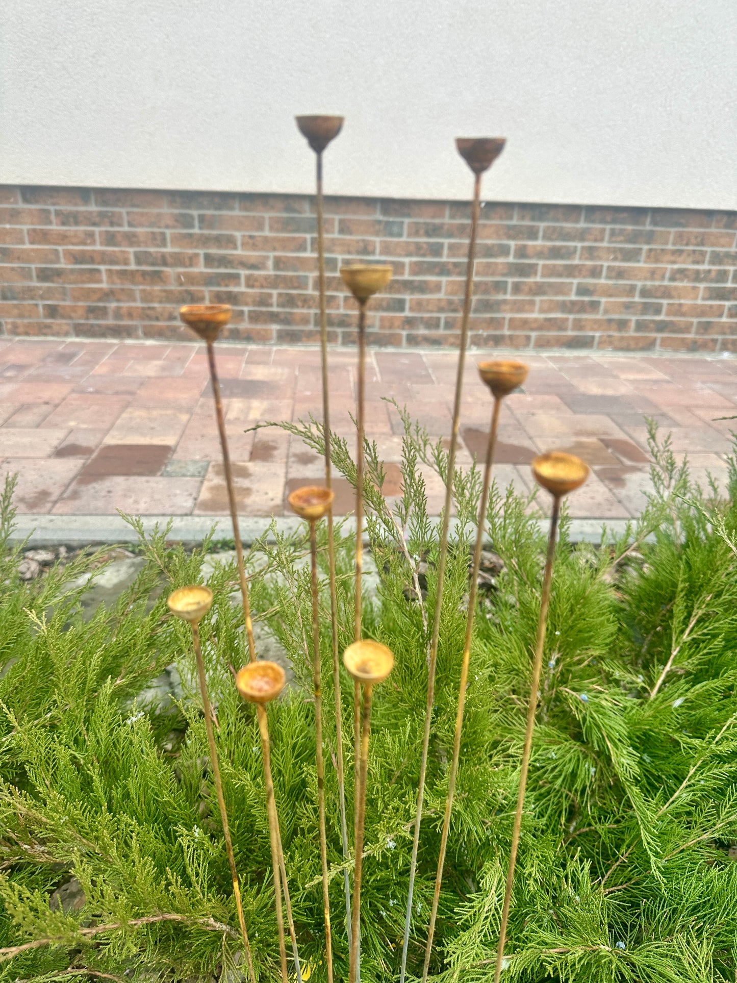 Rusty flowers set of 10, Tiny Metal Flower garden decor, Metal garden decor, metal yard art, outdoor metal decor, Rusty metal garden decor