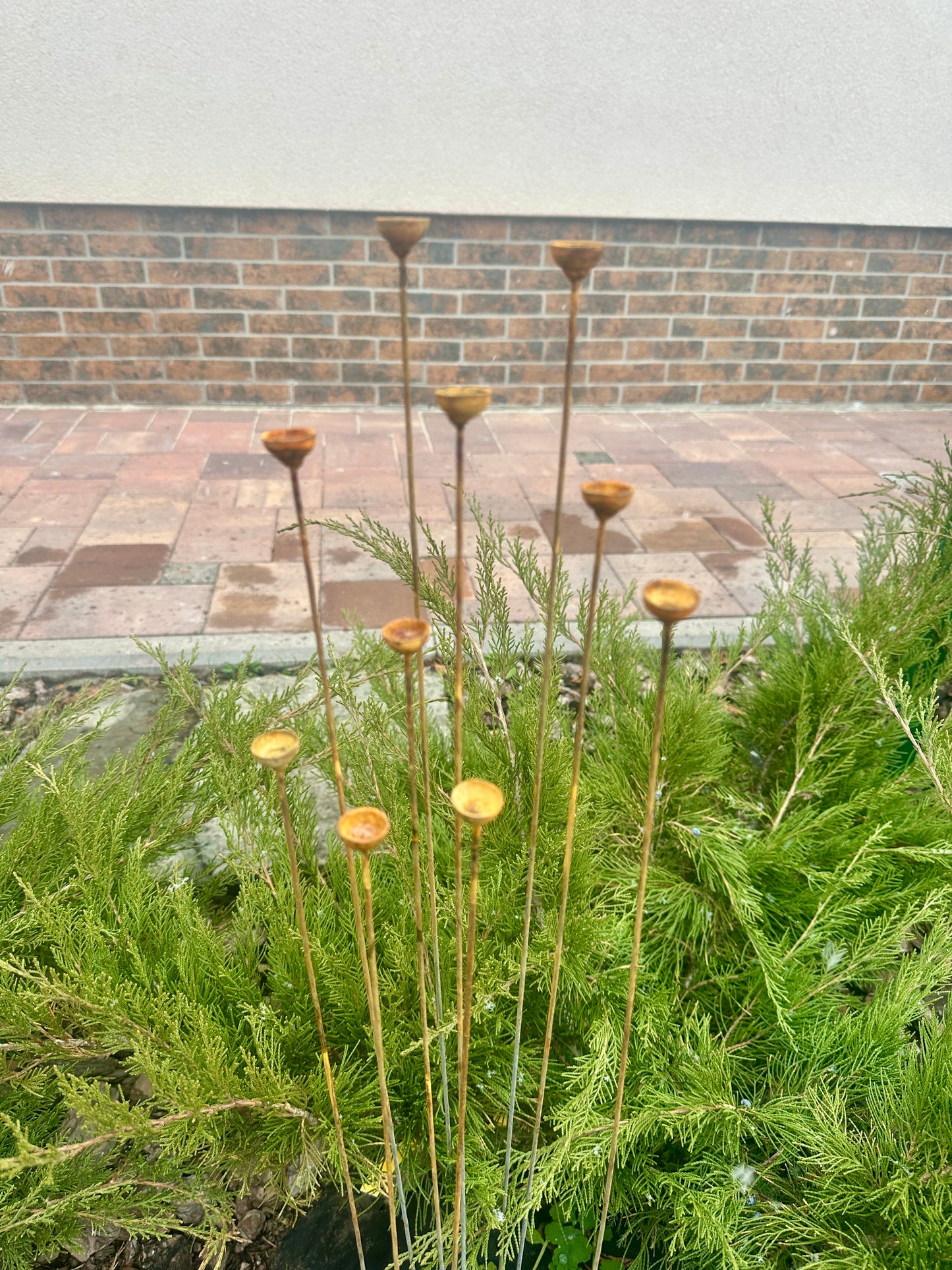 Rusty flowers set of 10, Tiny Metal Flower garden decor, Metal garden decor, metal yard art, outdoor metal decor, Rusty metal garden decor