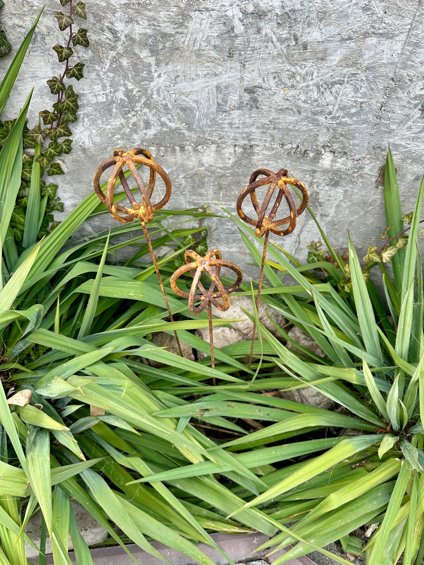 Modern Minimalist Garden Stakes, Rusty Metal Outdoor Decor, Unique Landscape Accents, Metal Yard Art, Industrial Garden Sculpture