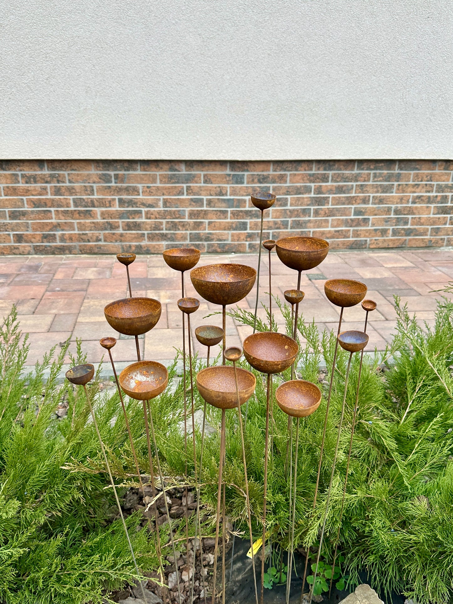 Rusty Flowers Set of 20, Metal Rain Catcher, Outdoor Metal Decor, Rusty Metal Garden Stakes, Flower Garden Art, Rustic Metal Yard Decor