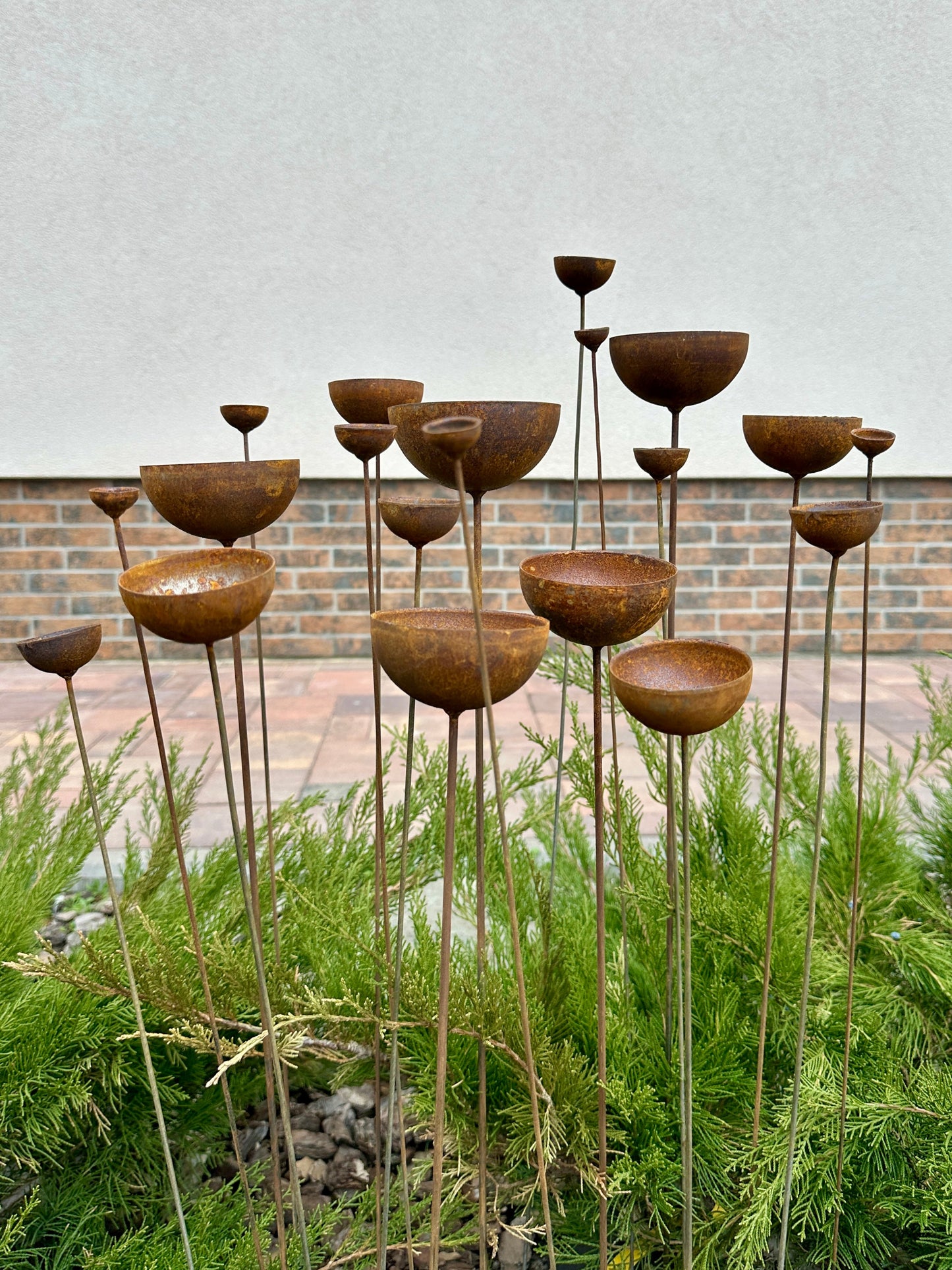 Rusty Flowers Set of 20, Metal Rain Catcher, Outdoor Metal Decor, Rusty Metal Garden Stakes, Flower Garden Art, Rustic Metal Yard Decor