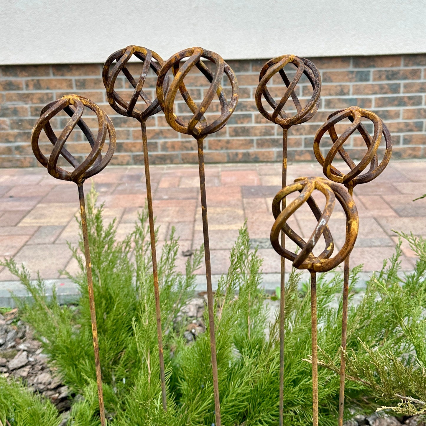 Rusty Metal Garden Outdoor Decor, Rusty Flowers Garden Stakes, Metal Garden Decor, Metal Yard Art, Modern Minimalist Garden Stakes