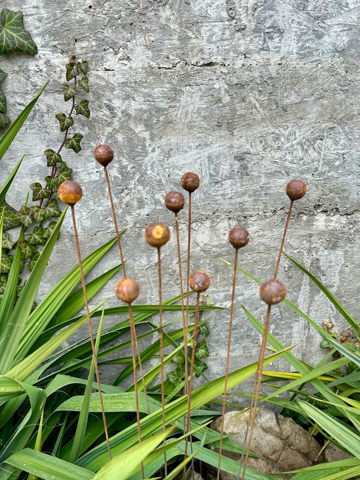 Rusty flowers set of 10, Metal Flower garden decor, Metal garden decor, metal yard art, outdoor metal decor, Rusty metal garden decor