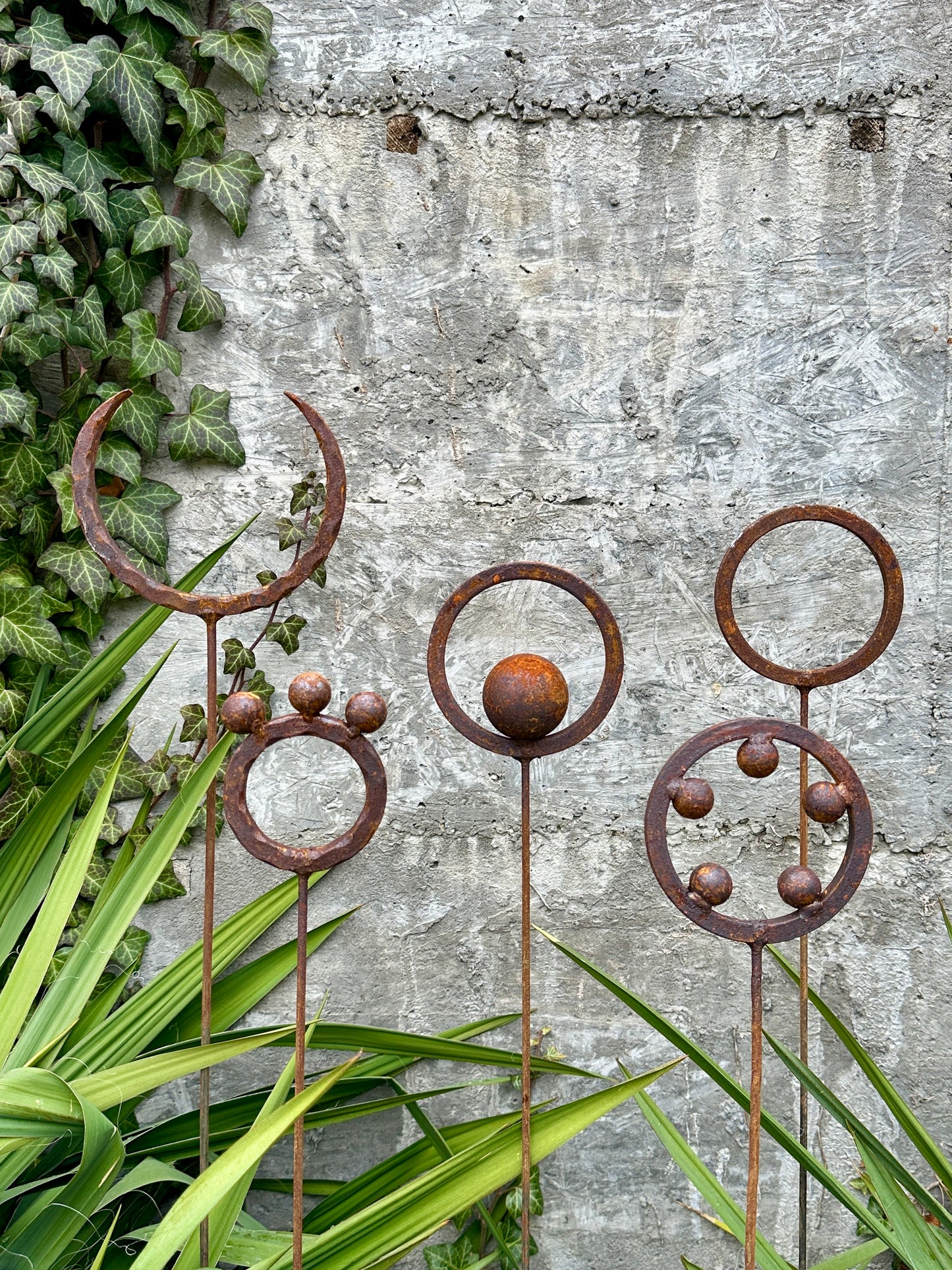 Rusty Finials Set of 5, Garden Stakes, Metal Garden Decor, Metal Yard Art, Outdoor Metal Decor, Rustic Metal Rings Garden Sculpture