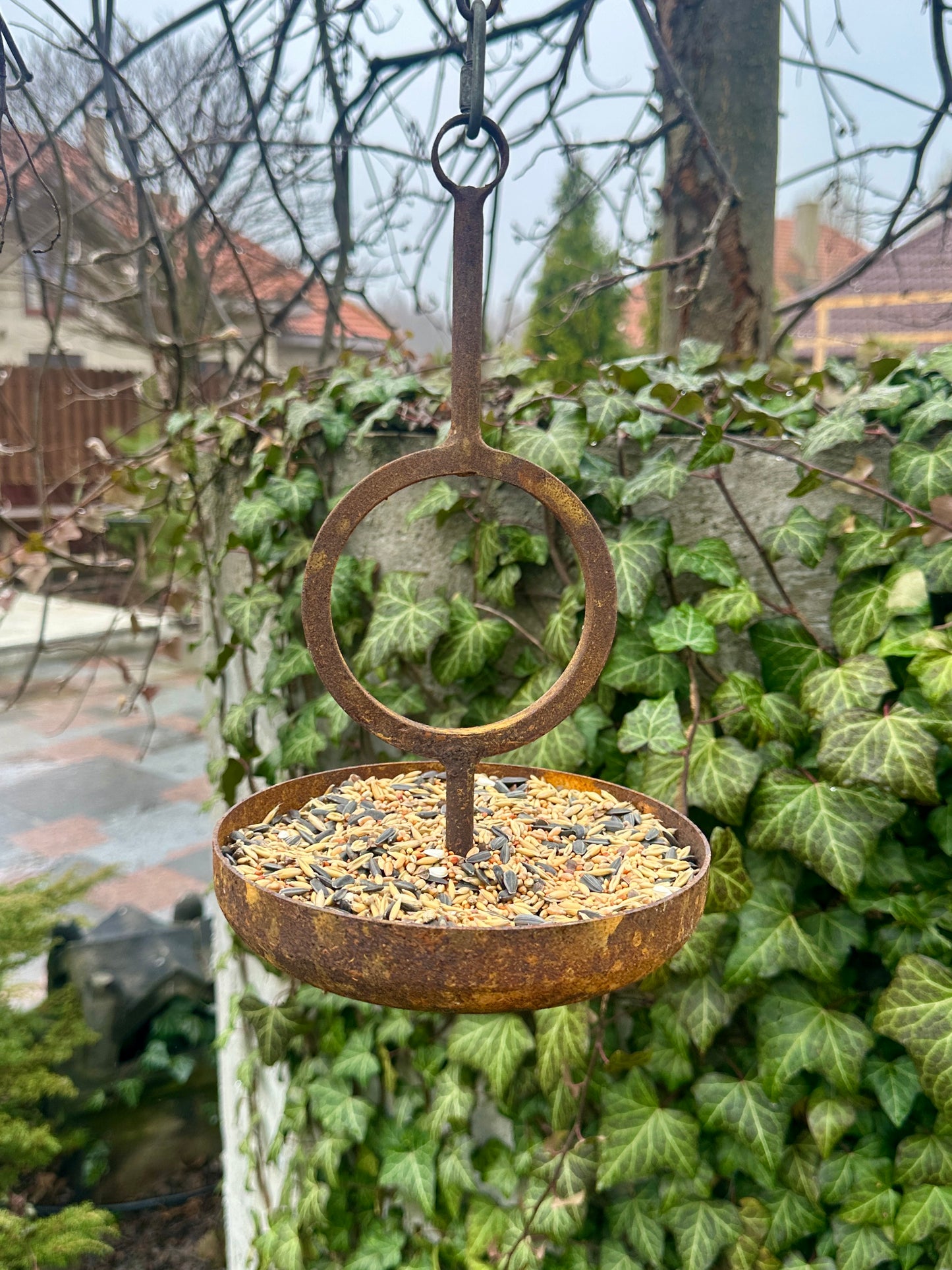Modern Rusty Metal Bird Feeders, Bird Perch, Outdoor Garden Decor, Bird Snack Bowl, Rustic Garden Ornaments, Metal Bird Seedbed
