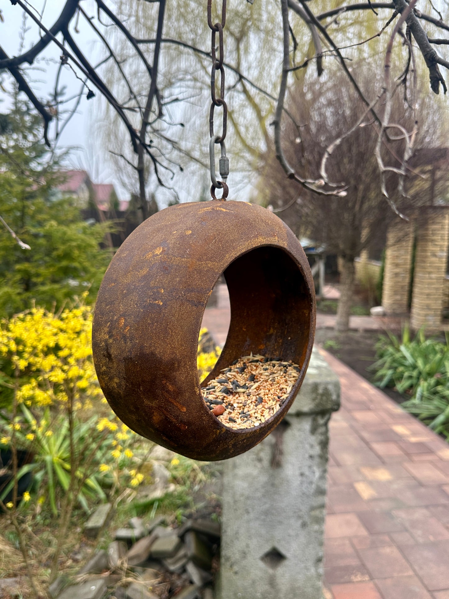 Rusty Bird Feeder, Modern Rusty Metal Bird Feeders, Bird Snack Bowl, Outdoor Garden Decor, Bird Perch, Metal Garden Decor, Yard Art