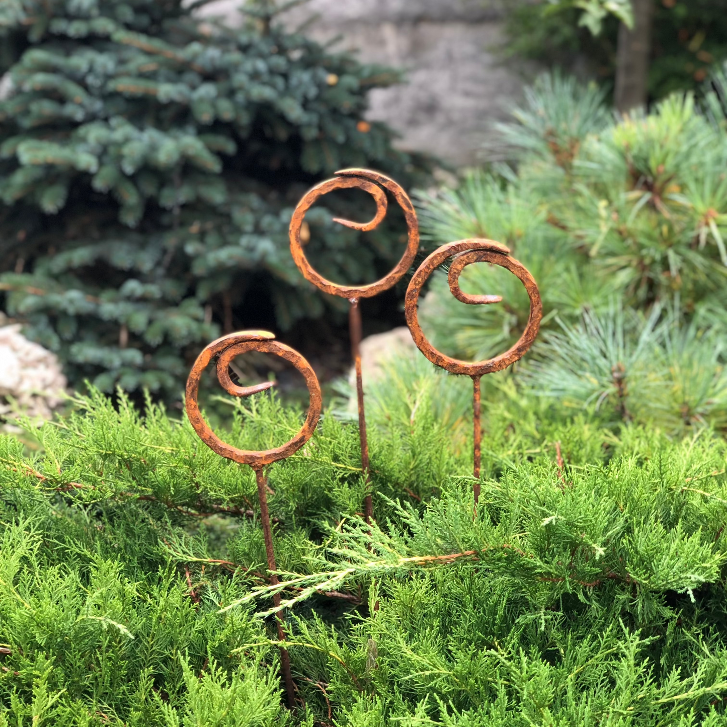 Set of 3 Rusty Metal garden stakes, Rusty garden finials, Metal garden decor, metal yard art, outdoor metal decor, Rusty metal garden decor
