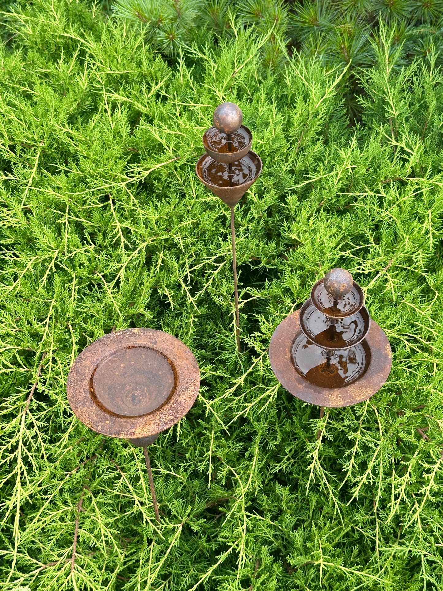 Set of 3 Rusty Metal Flowers, Handmade Outdoor Decor for Backyards, Rustic Landscaping, Garden Art, Bee Butterfly Cups (Copy)
