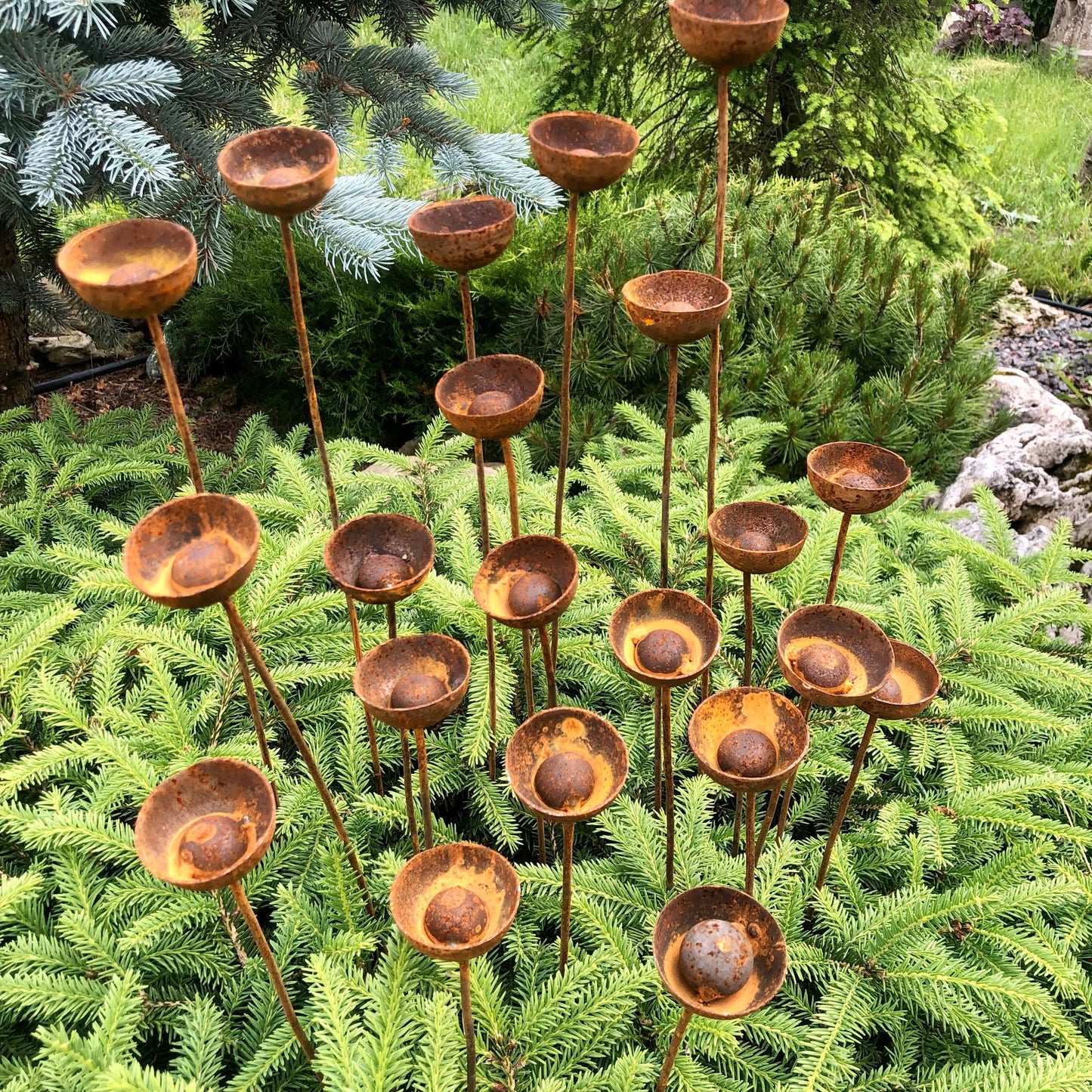 Rusty flowers set of 20, Flowers garden decor, Metal garden decor, metal yard art, outdoor metal decor, Rusty metal rain catchers