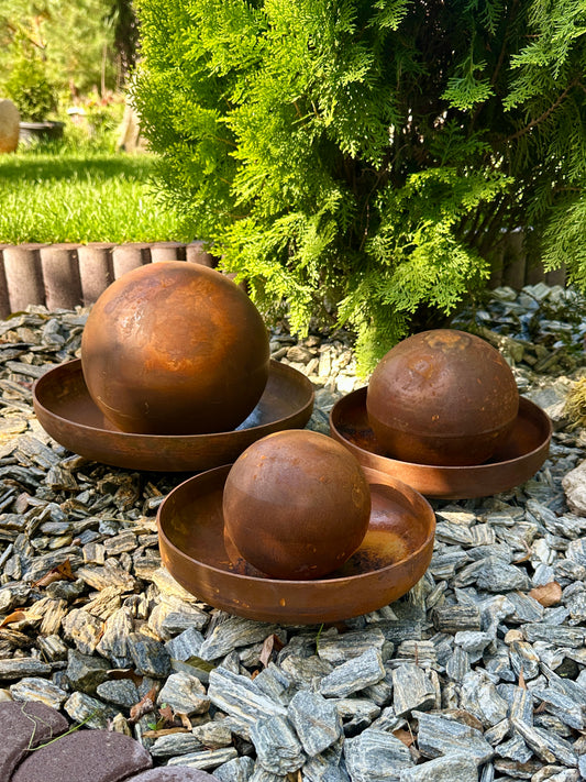 Minimalistic Lotus Flowers Set of 3 - Rusty Metal Garden Sculpture - Add Zen to Your Home or Outdoor Garden Decor