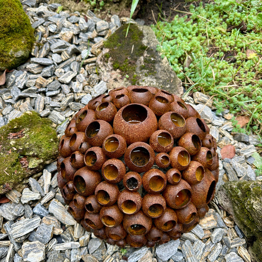 Rusty Metal Anthill Sculpture – Rain Catcher Garden Decor | Bee & Butterfly Water Station | Rustic Outdoor Yard Art