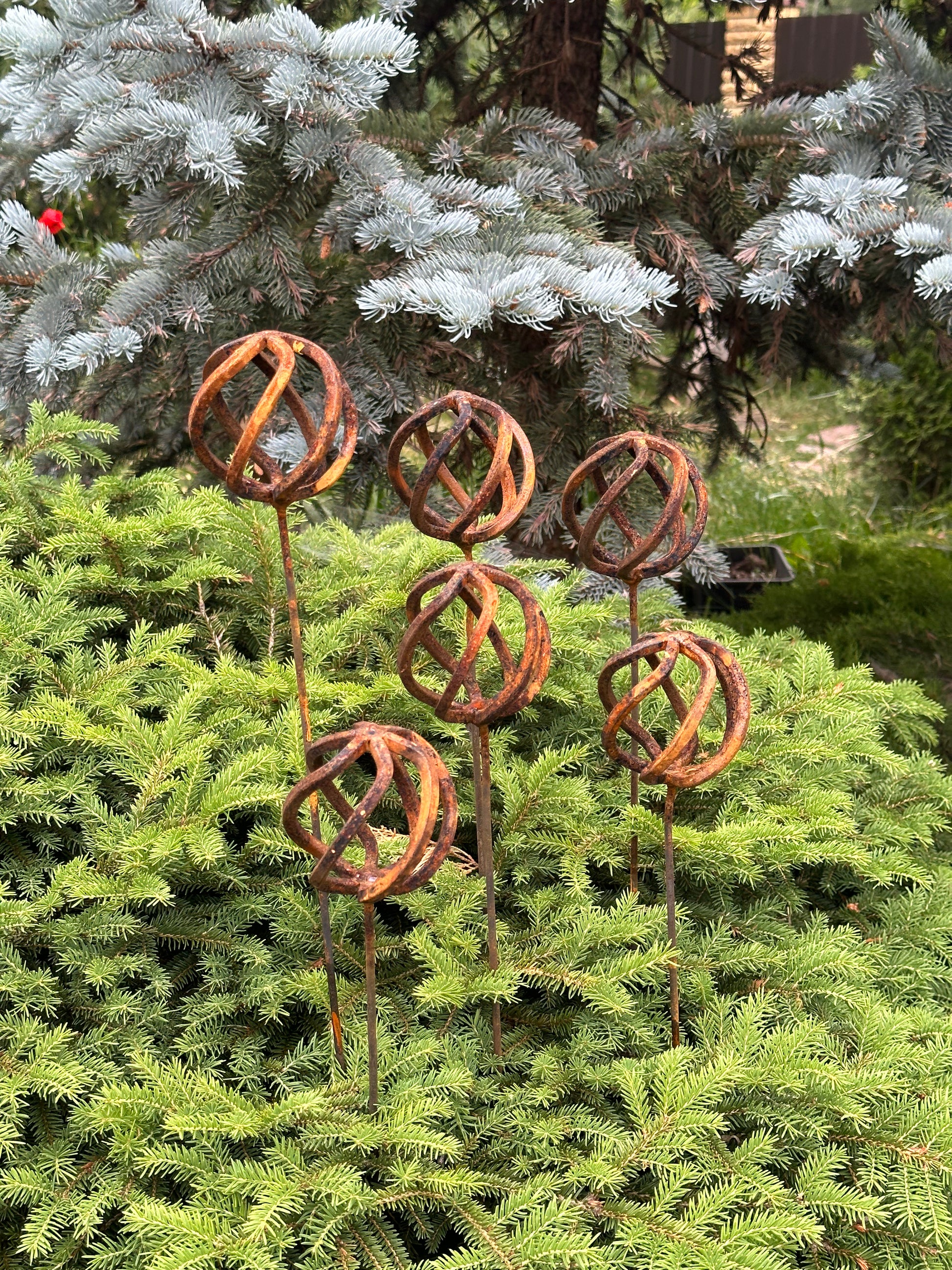 Modern minimalist garden stakes, Rusty Metal garden outdoor decor, Metal garden decor, metal yard art, outdoor metal decor, Rusty metal garden decor