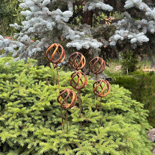 Modern minimalist garden stakes, Rusty Metal garden outdoor decor, Metal garden decor, metal yard art, outdoor metal decor, Rusty metal garden decor