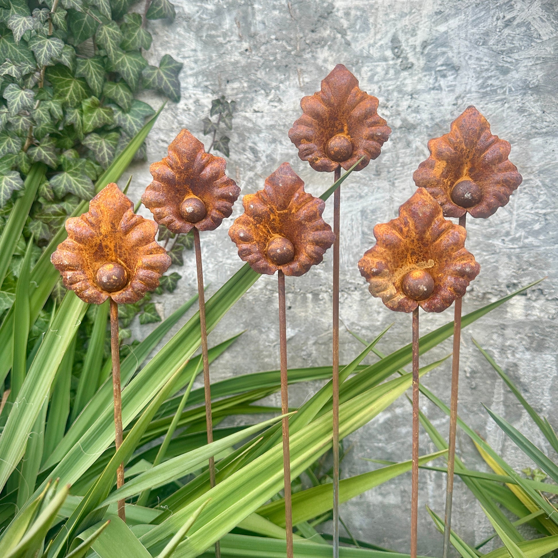 Rusty flowers set of 6, Metal flower garden stake, Metal garden decor