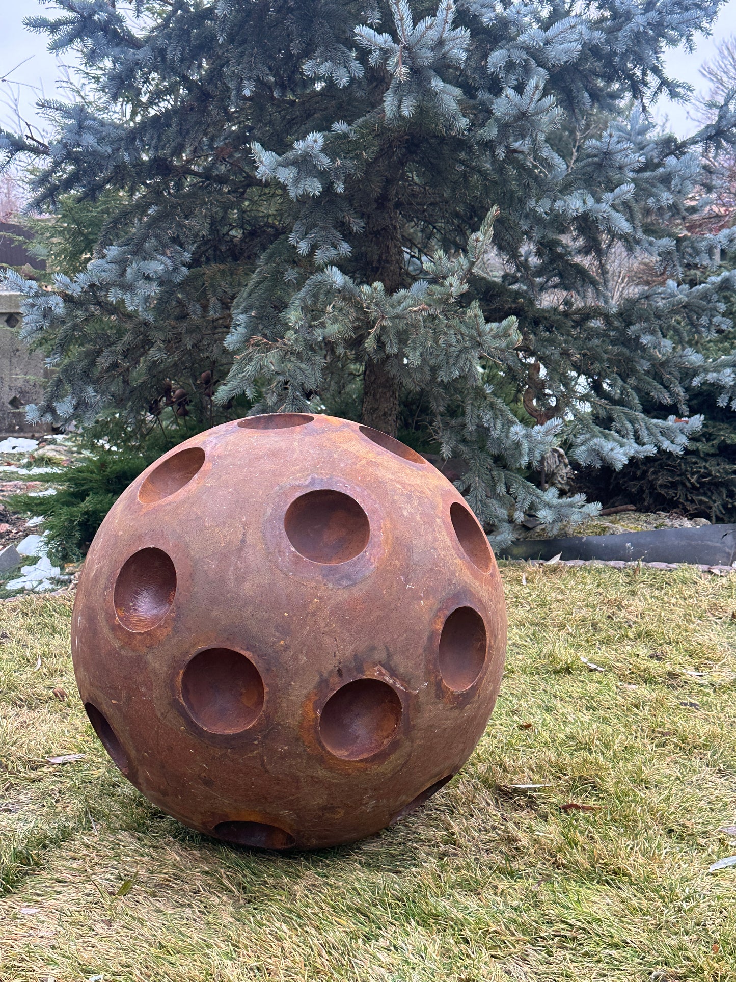 20'' Rusty Metal Sphere Sculpture – Modern art for your garden, patio or home. Perfect as a centerpiece, landscape decor, or artistic accent