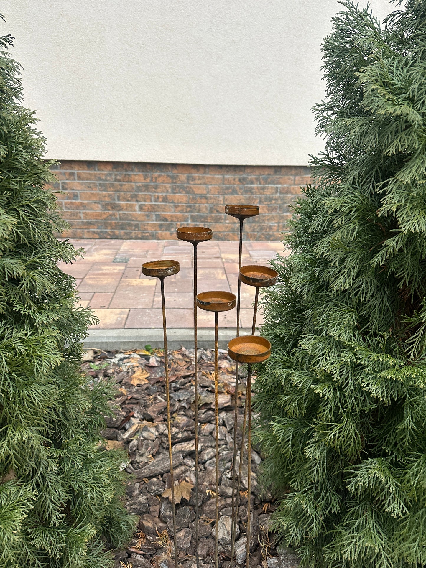 Rusty Flower Garden Stakes - Metal Mini Rain Catchers, Unique Outdoor Garden Decor