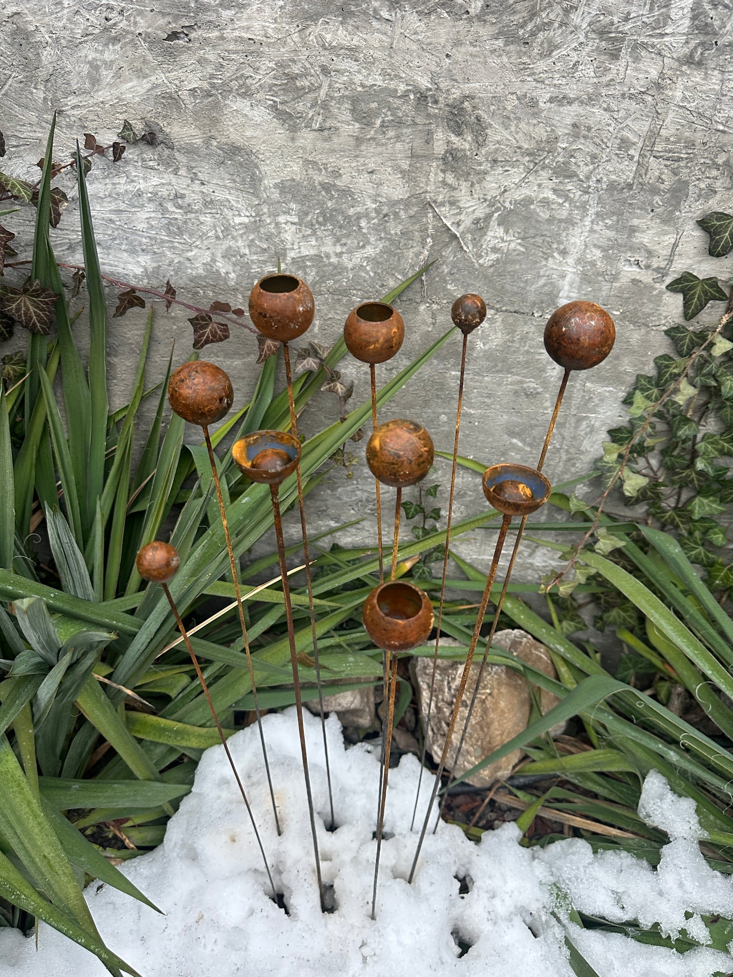 Rusty flowers set of 10, Flowers garden decor, Metal rain catchers, metal yard art, outdoor metal decor, Rusty metal garden decor