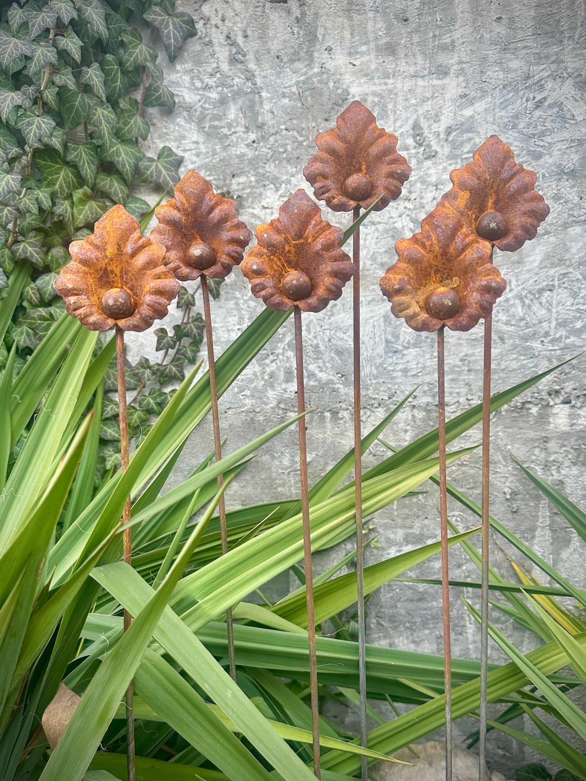 Rusty flowers set of 6, Metal flower garden stake, Metal garden decor