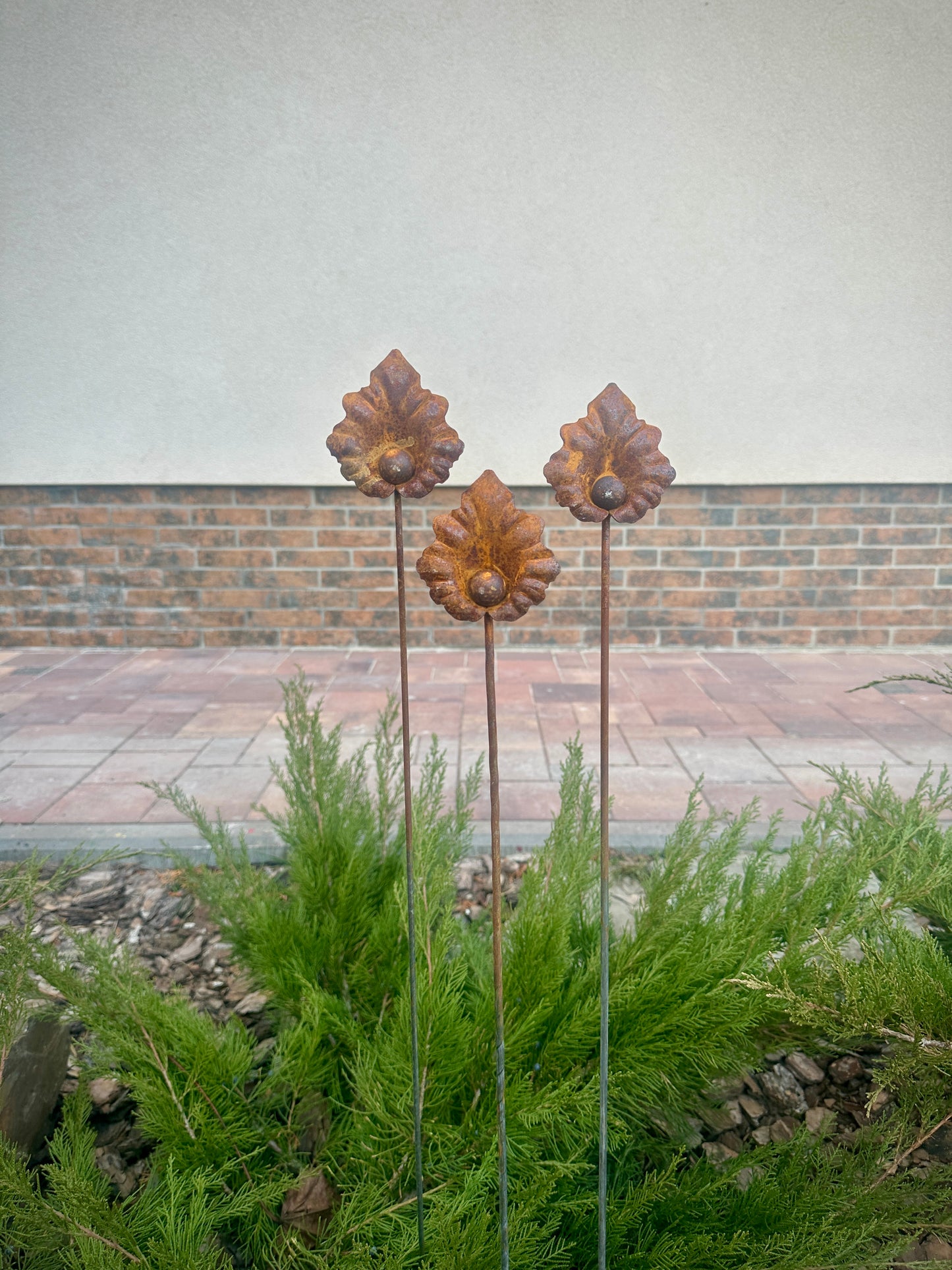 Metal flower garden stake, Rustic Handmade Metal Flower Set – Set of 3, Metal garden art, Gardening Gift