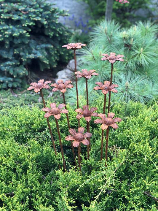 Rusty Flowers Set of 10, Garden Stakes, Metal Garden Decor, metal garden art, outdoor metal decor, rusty metal garden deco