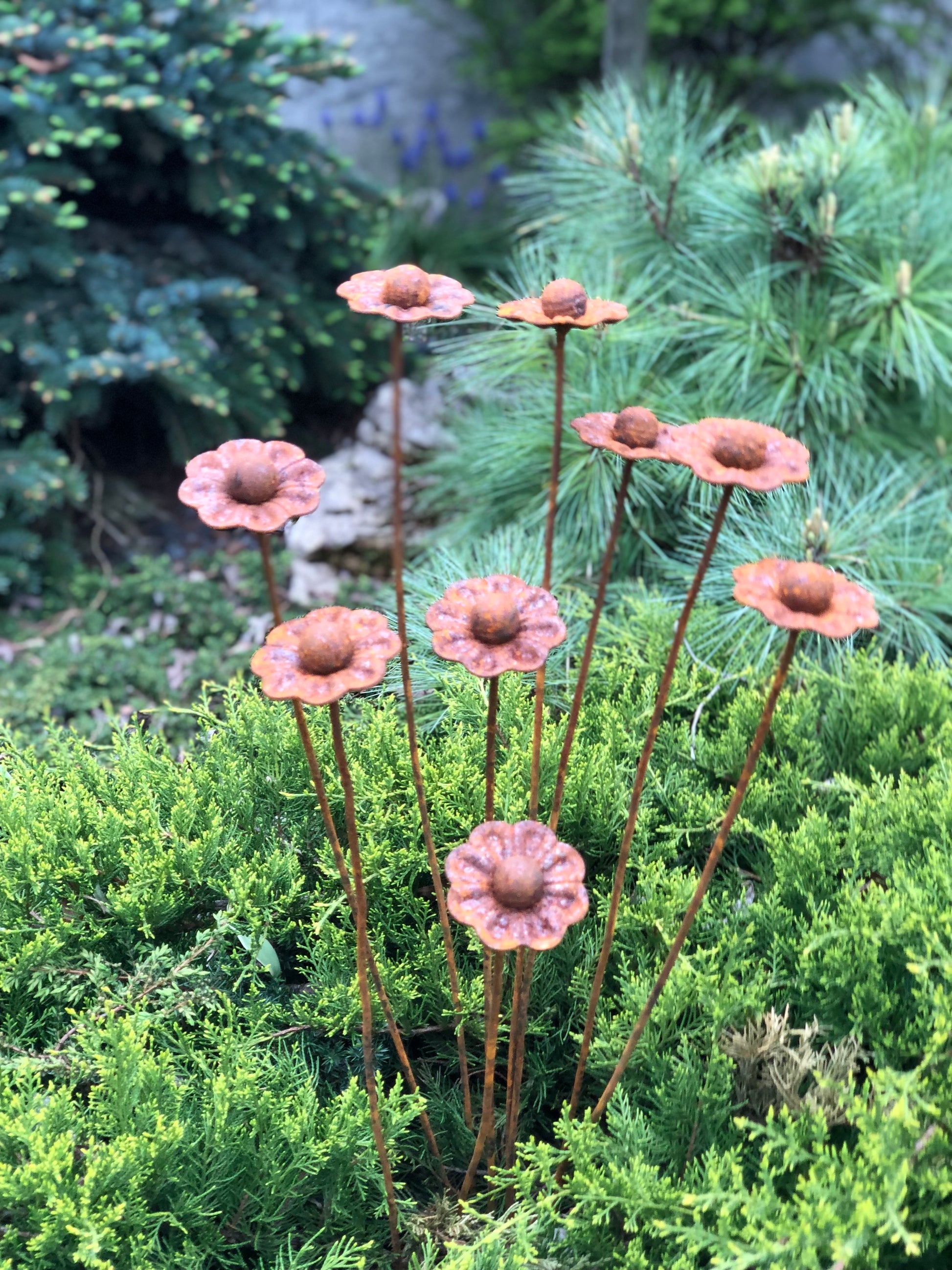 Rusty flowers set of 10, 10 Rusty flowers garden stakes, Metal garden decor, metal yard art, outdoor metal decor, Rusty metal garden decor