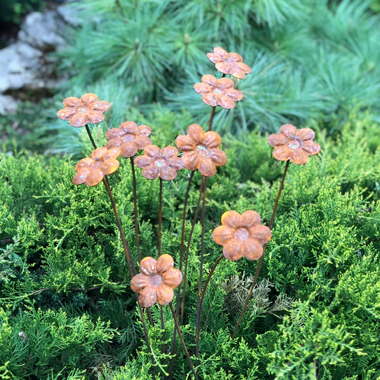 Rusty flowers set of 10, Flowers garden decor, Metal rain catchers, metal yard art, outdoor metal decor, Rusty metal garden decor