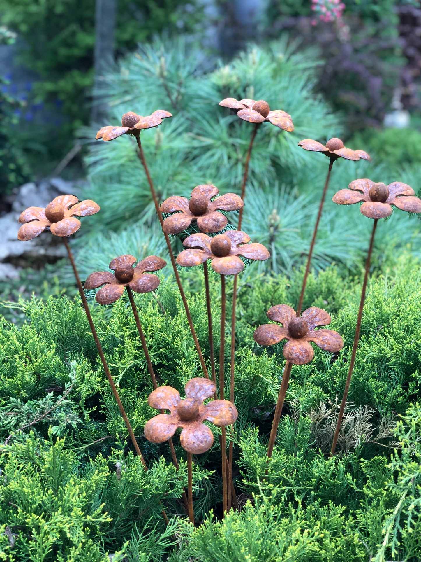 Rusty flowers set of 10, 10 Rusty flowers garden stakes, Metal garden decor, metal yard art, outdoor metal decor, Rusty metal garden decor