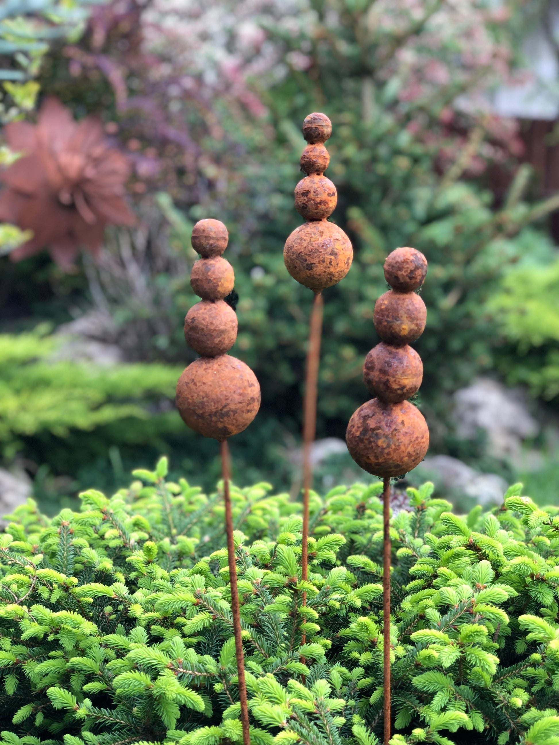 Rusty flowers set of 3, 3 Rusty flowers garden stakes, Metal garden decor, metal yard art, outdoor metal decor, Rusty metal garden decor