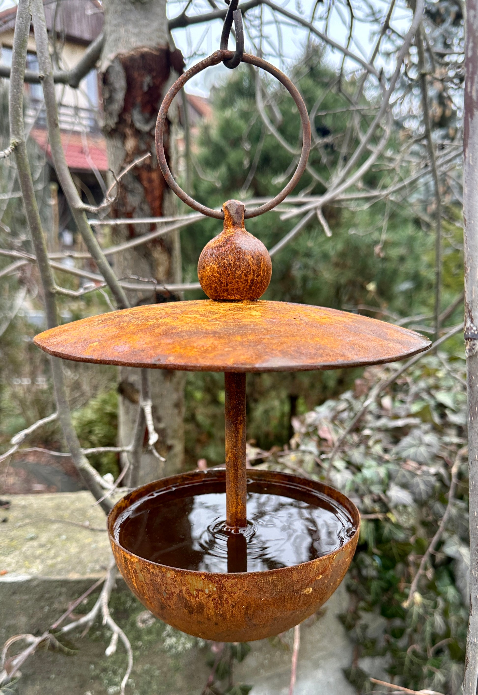 Rusty Bird Feeder, Garden Ornaments, Modern Rusty metal Bird Feeders, Bird Snack Bowl, Outdoor Garden Decor, Metal Bird seedbed, Bird Perch