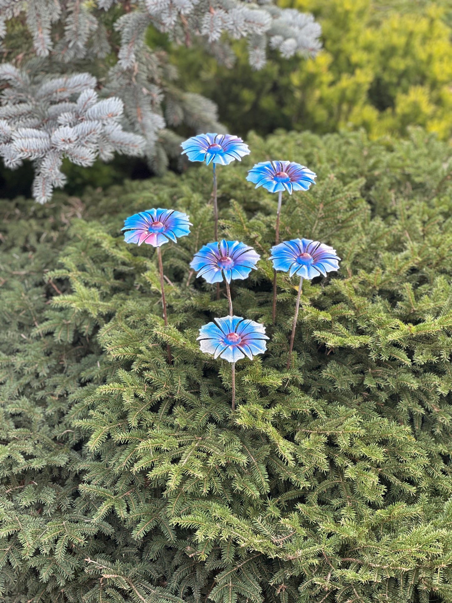 Six Elegant handmade blue metal flowers garden stakes outdoor decor -  Perfect for Outdoor Decor