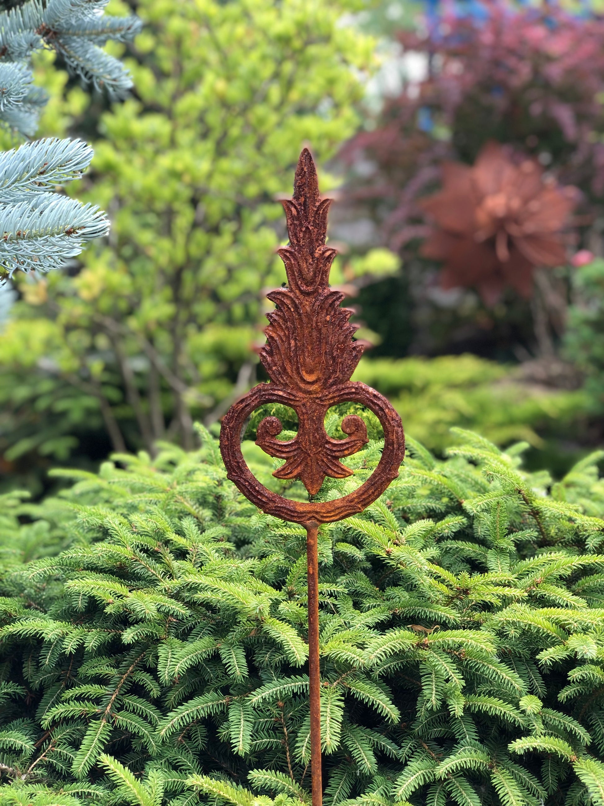 Rusty Metal garden stakes, Rusty garden finial, Metal garden decor, metal yard art, outdoor metal decor, Rusty metal garden decor