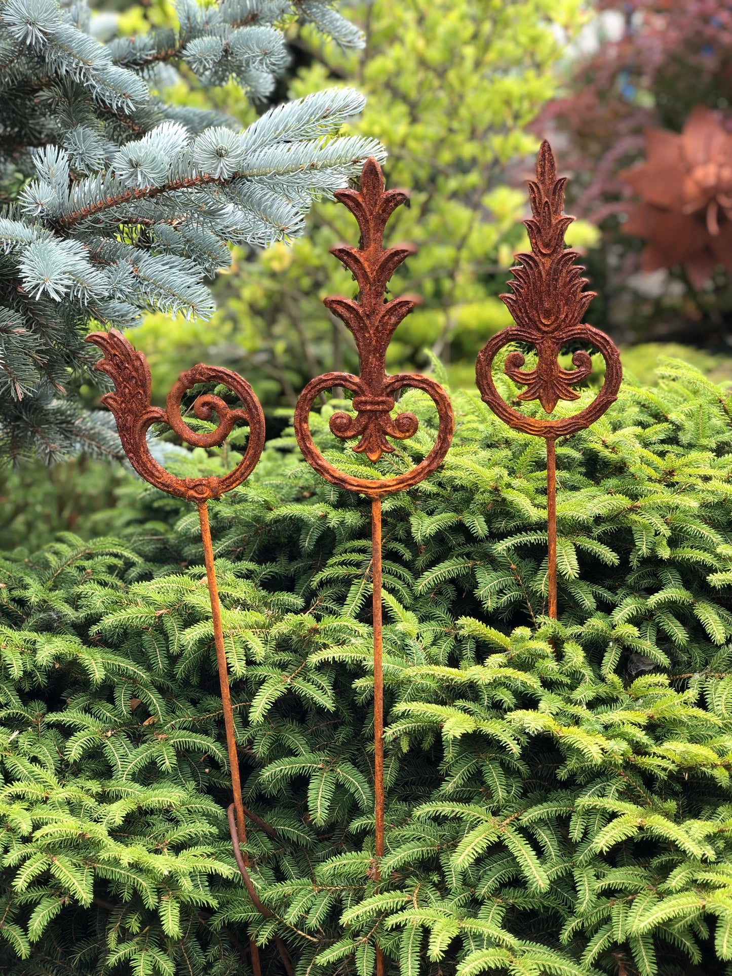 Rusty Metal garden stakes, Rusty garden finial, Metal garden decor, metal yard art, outdoor metal decor, Rusty metal garden decor