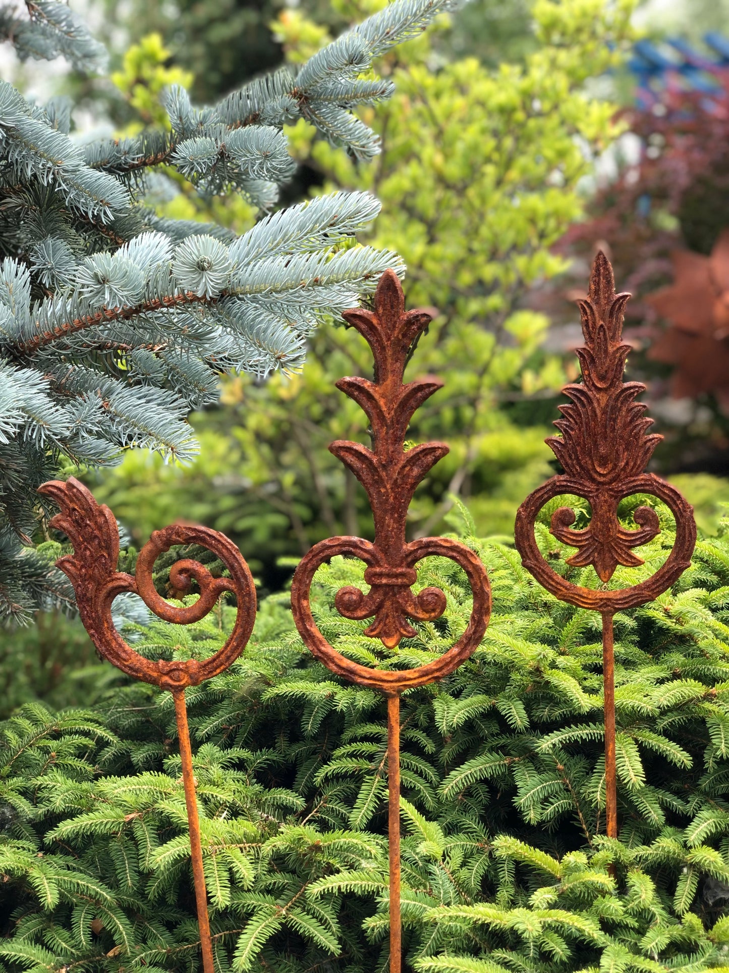 Rusty Metal garden stakes, Rusty garden finial, Metal garden decor, metal yard art, outdoor metal decor, Rusty metal garden decor