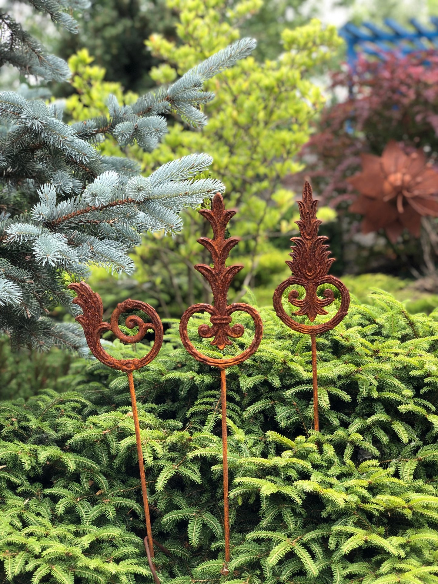 Rusty Metal garden stakes, Rusty garden finial, Metal garden decor, metal yard art, outdoor metal decor, Rusty metal garden decor