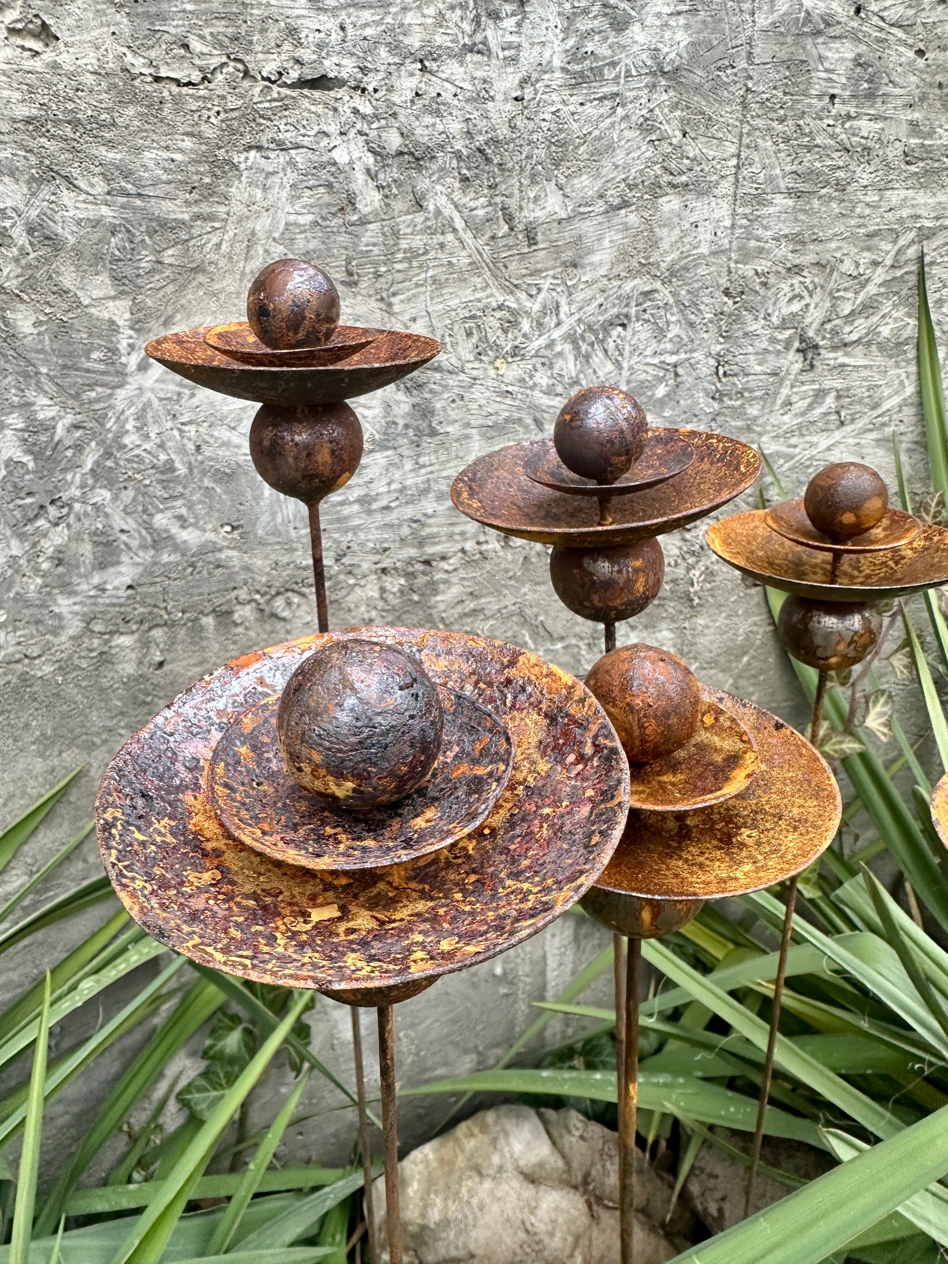 Set of 6 Rusty Metal Flowers, Garden Decorations, Handmade Outdoor Decor for Backyards, Rustic Landscaping, Garden Art, Bee Butterfly Cups