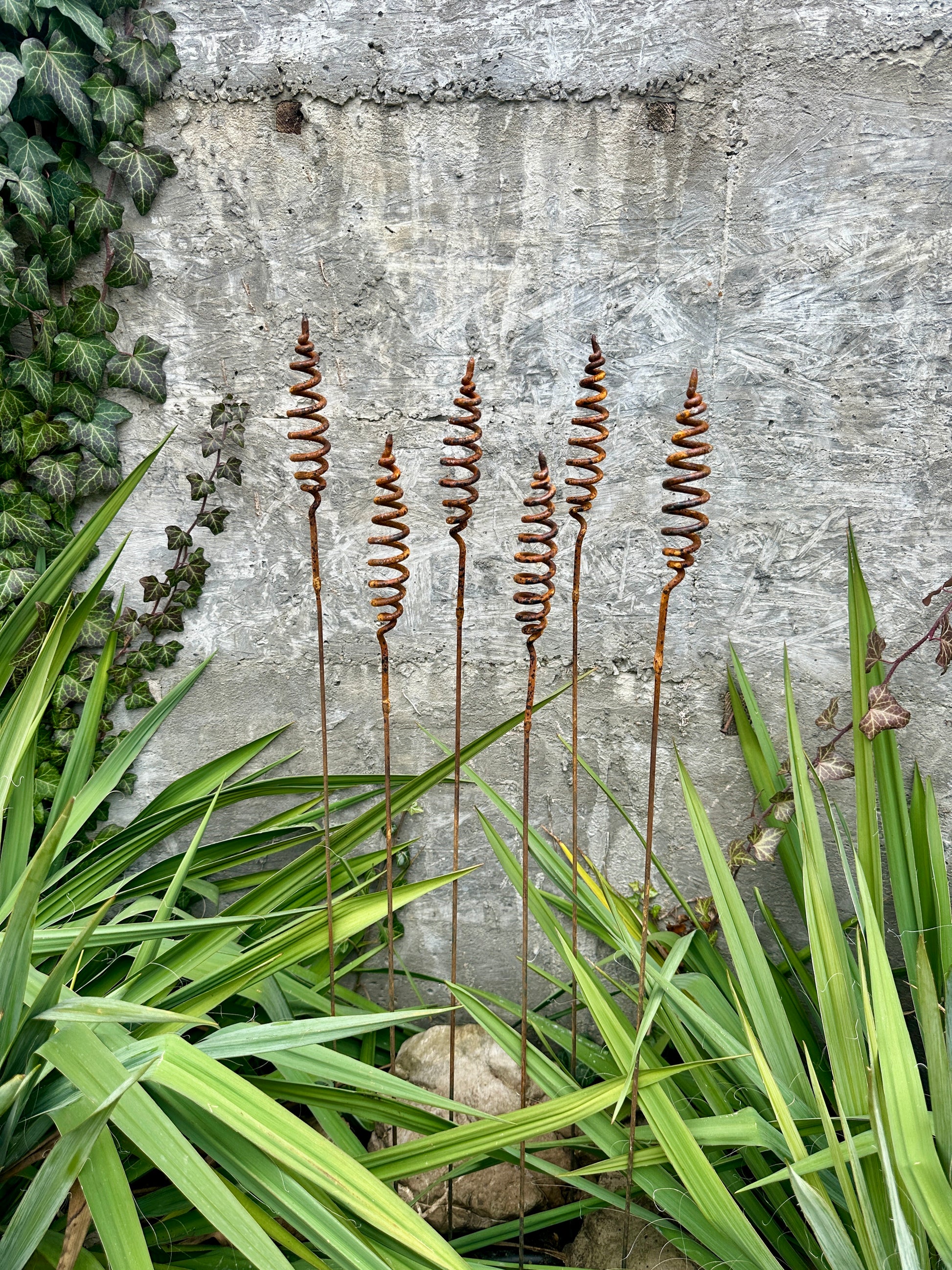 Rusty flowers set of 6, Flowers garden decor, Metal garden decor, metal yard art, outdoor metal decor, Rusty metal garden decor