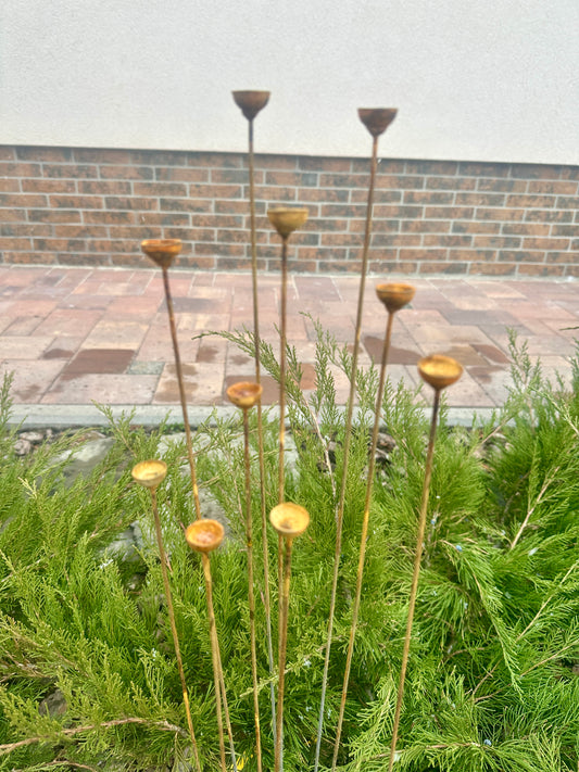 Rusty flowers set of 10, Tiny Metal Flower garden decor, Metal garden decor, metal yard art, outdoor metal decor, Rusty metal garden decor