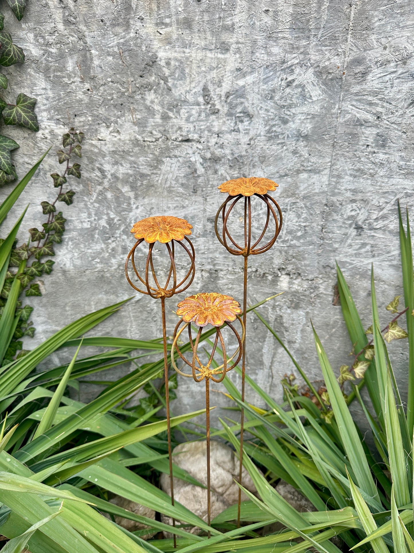Rusty Flowers Set of 3, Poppy Seed Head Garden Decor, Metal Garden Art, Metal Yard Ornaments, Outdoor Metal Decor, Rustic Metal Sculpture
