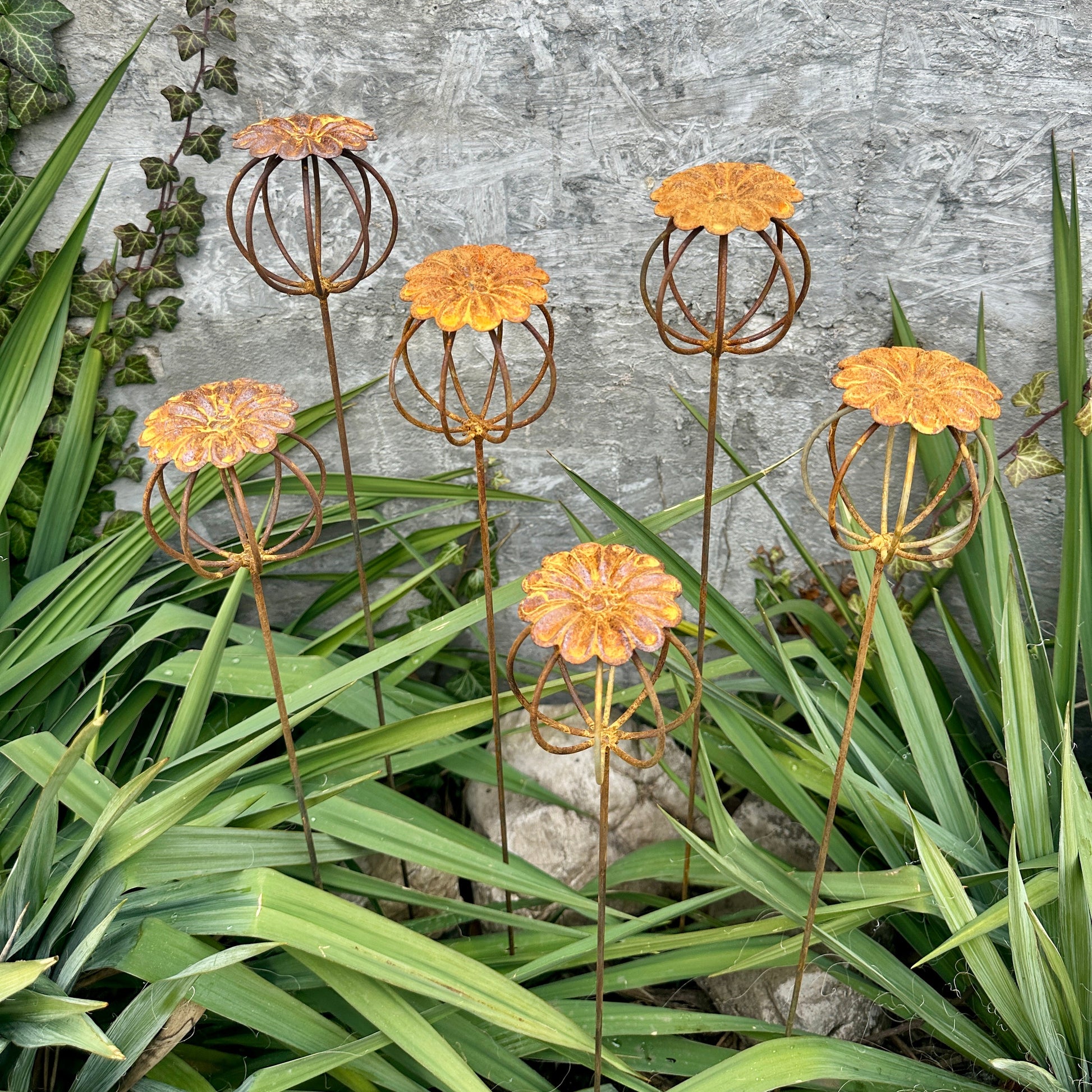 Rusty Flowers Set of 6, Poppy Seed Head Garden Decor, Metal Garden Art, Metal Yard Ornaments, Outdoor Metal Decor, Rustic Metal Sculpture 