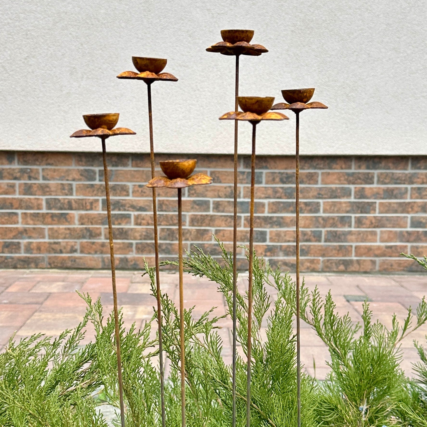 Rusty Flowers Set of 6 – Garden Stakes, Metal Garden Decor, Rain Catchers, Outdoor Metal Art, Rustic Yard Sculpture, Weathered Garden Accent